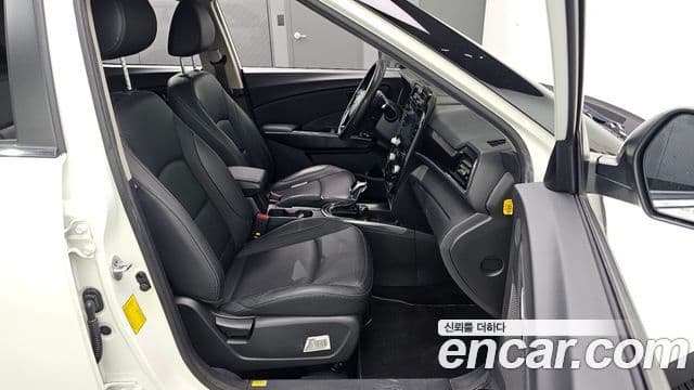 KG모빌리티(SsangYong) Tivoli Air 1.5 A3 2WD, 2021 12