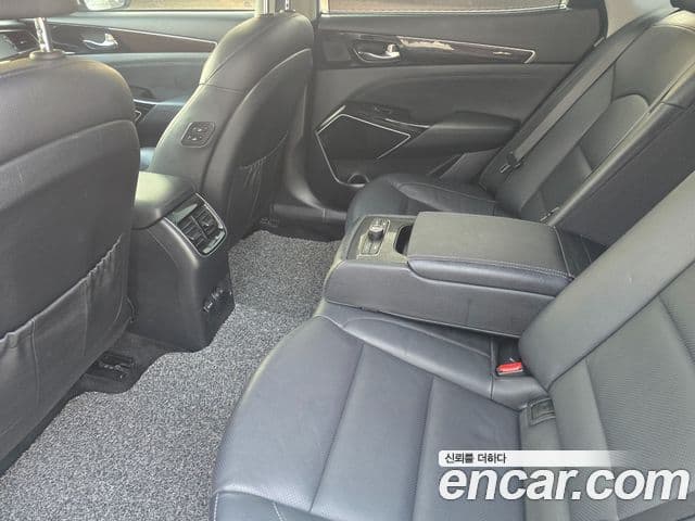 Kia All New K7 3.0 LPI Luxury (арендный автомобиль), 2018 9