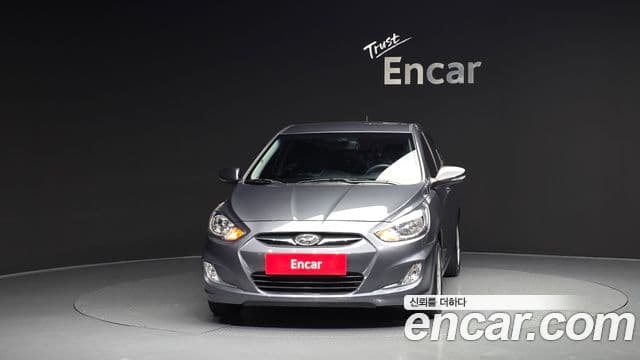 Hyundai Accent(новый кузов / новое поколение) Premier, 2011 3