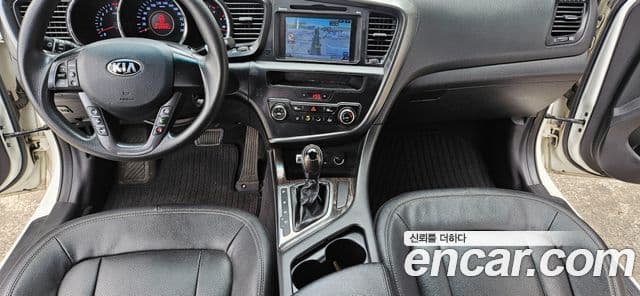 Kia K5 LPI Deluxe, 2013 10