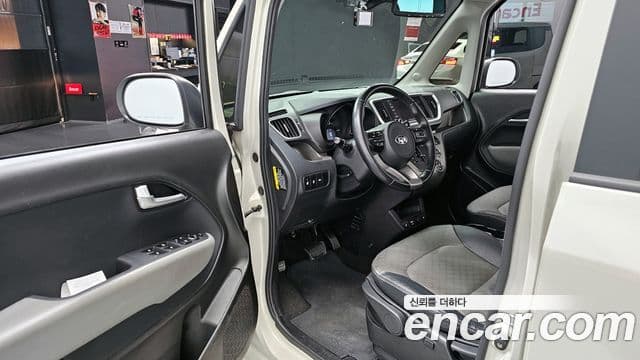 Kia The / новый New Ray Signature, 2021 11