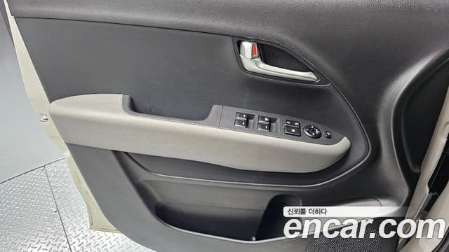 Kia The / новый New Ray Signature, 2021 14