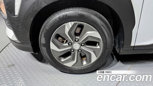 Hyundai Kona гибрид Special, 2020 все фото