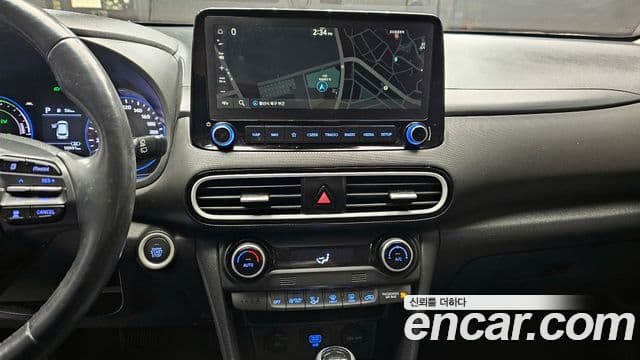 Hyundai Kona гибрид Special, 2020 16