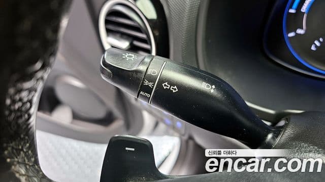 Hyundai Kona гибрид Special, 2020 19