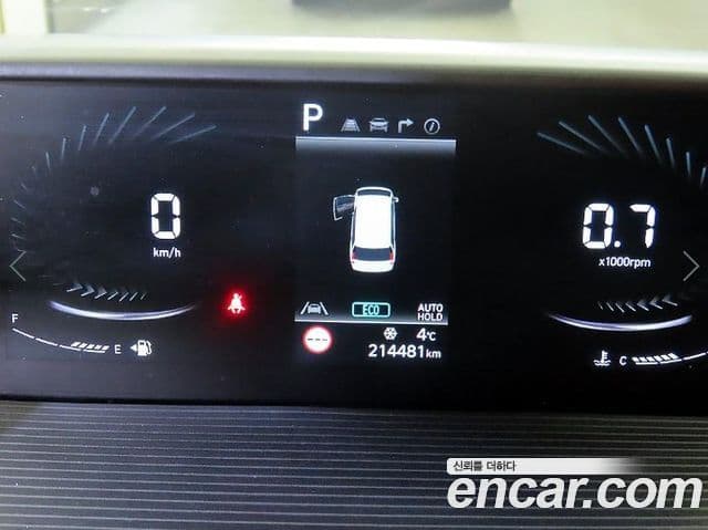 Hyundai Staria Modern, 2022 9