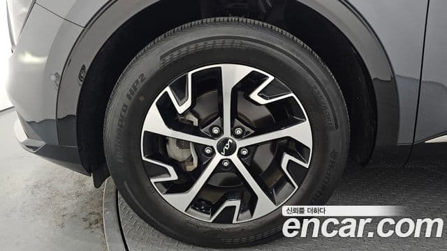 Kia Sportage 5세대 гибрид Signature 2WD, 2022 все фото
