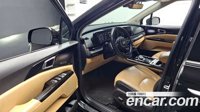 Kia Carnival 4세대 Signature, 2021 10