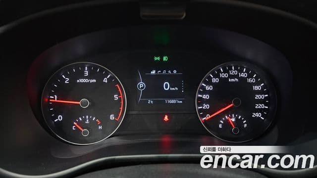 Kia Sportage 4세대 дизель 1.7 2WD Trendy, 2016 8