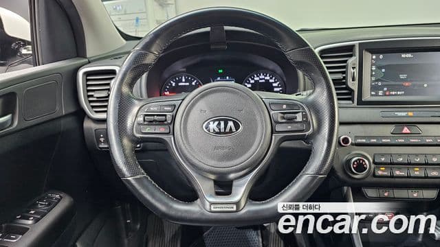 Kia Sportage 4세대 дизель 1.7 2WD Trendy, 2016 13