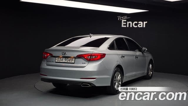 Hyundai LF Sonata Premium, 2015 2