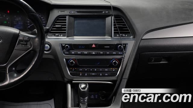 Hyundai LF Sonata Premium, 2015 14