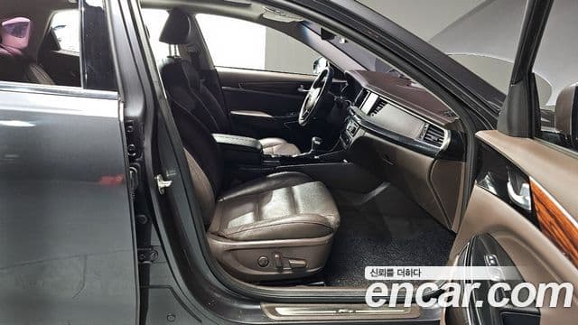 Kia All New K7 Noblesse, 2016 11