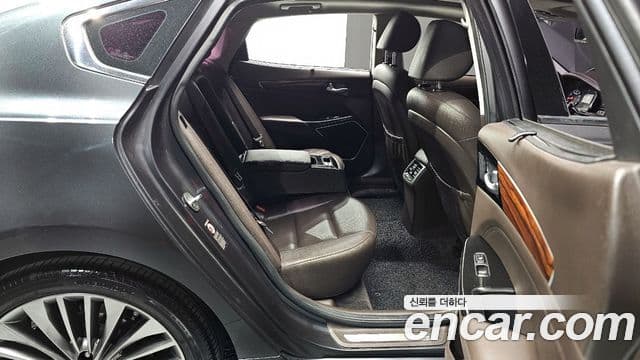 Kia All New K7 Noblesse, 2016 12