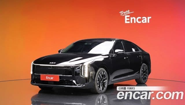 Kia The / новый New K8 гибрид Noblesse, 2025 1