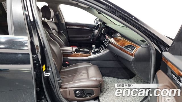 Genesis EQ900 Prestige, 2016 11