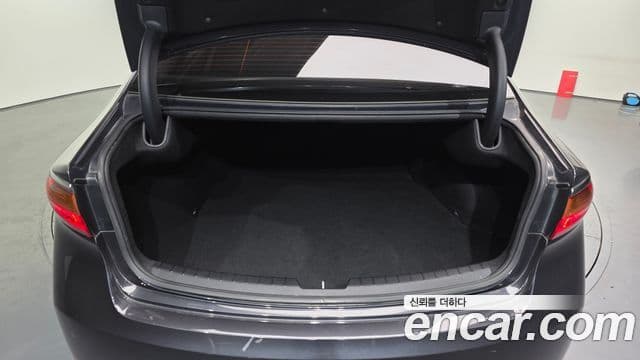 Kia All New K7 Prestige, 2016 20