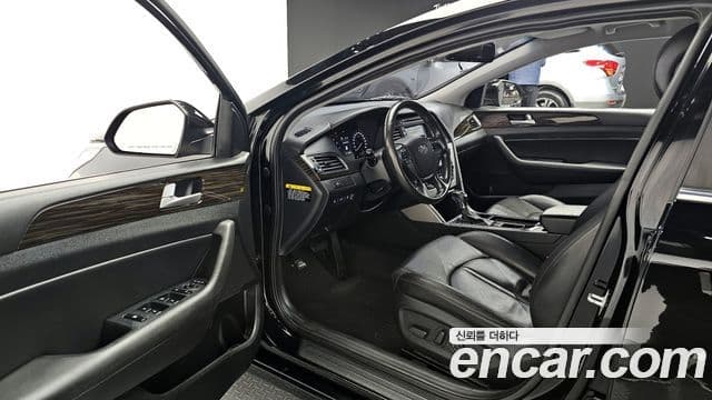 Hyundai LF Sonata 2.0 Smart, 2017 11