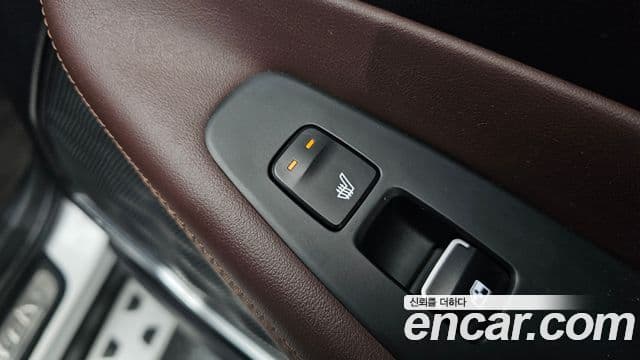 Hyundai Santa Fe TM Inspiration, 2019 18