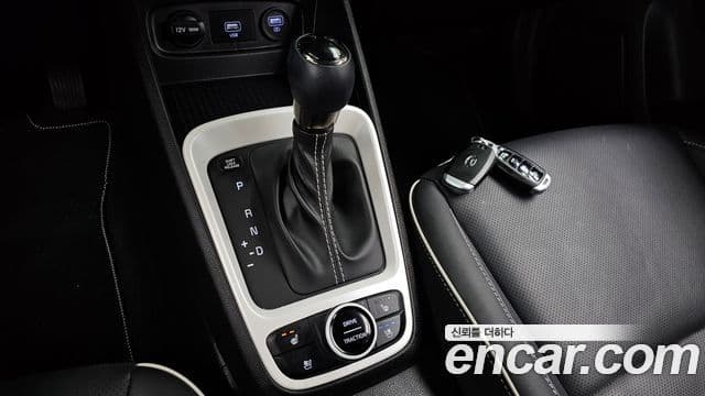 Hyundai Venue 1.6 Flux, 2021 9