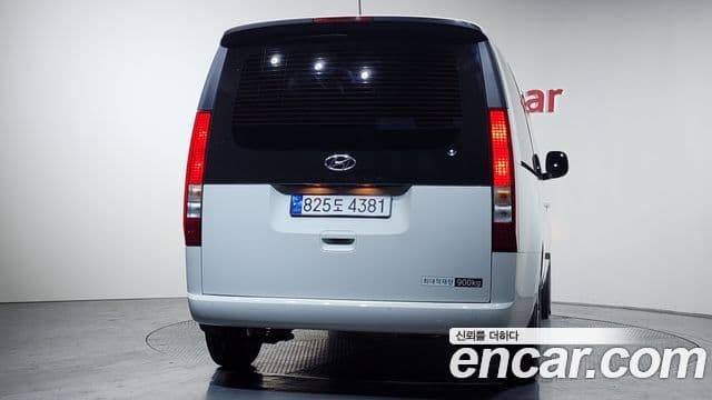 Hyundai Staria Modern, 2024 4