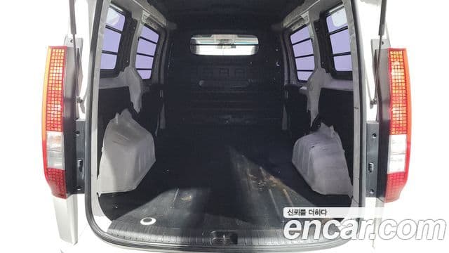 Hyundai Staria Modern, 2024 20