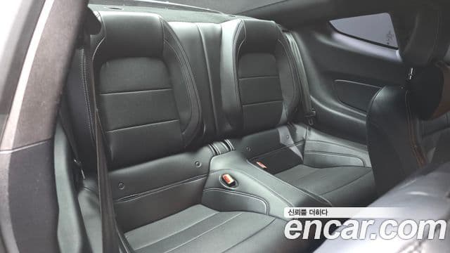 Ford Mustang купе, 2018 12