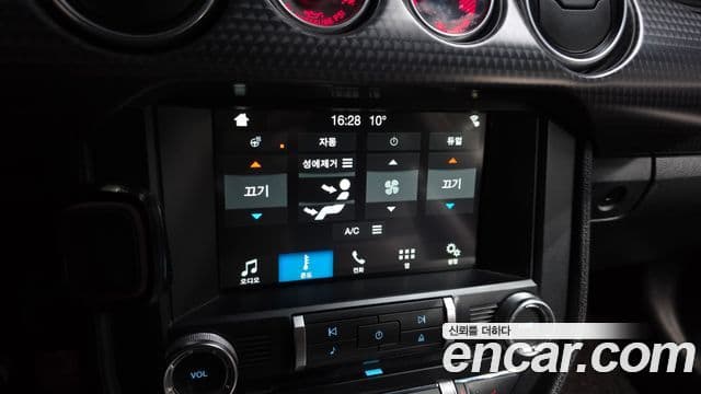 Ford Mustang купе, 2018 18