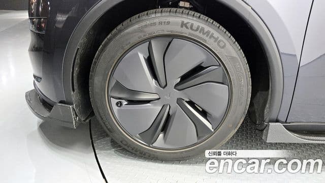 Tesla модель Y Premium Long Range AWD, 2025 все фото