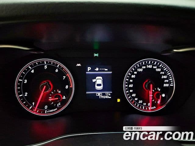 Genesis G70 Advanced, 2018 10