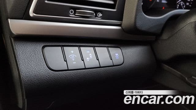 Hyundai Avante AD 1.6 GDI Value Plus, 2018 14