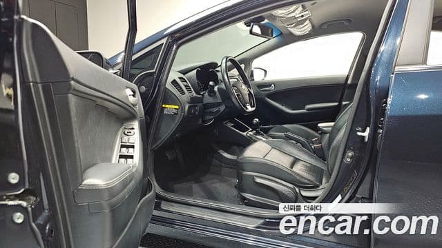 Kia The / новый New K3 Trendy, 2016 10