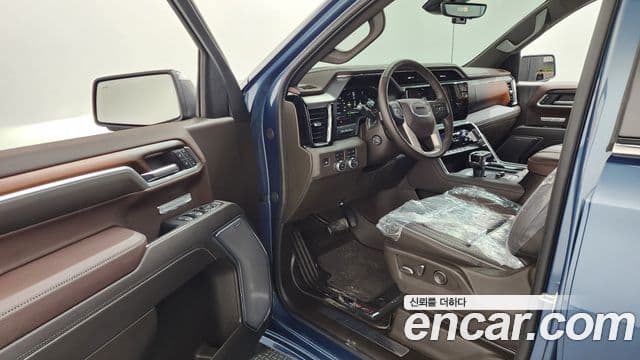 GMC 시에라 드날리-X, 2025 10