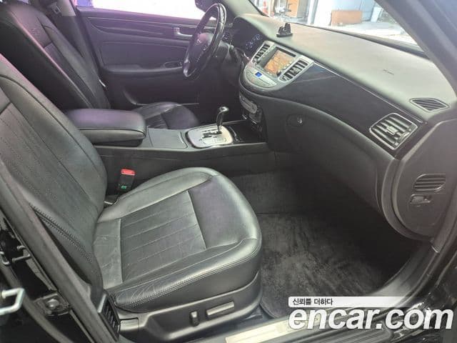 Hyundai Genesis Special, 2014 13