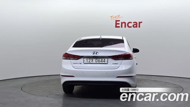 Hyundai Avante AD Special, 2016 4