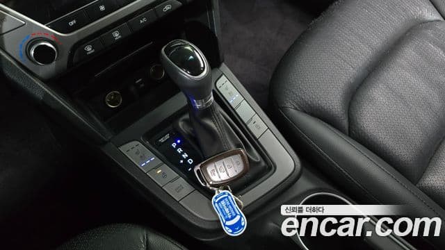 Hyundai Avante AD Special, 2016 9