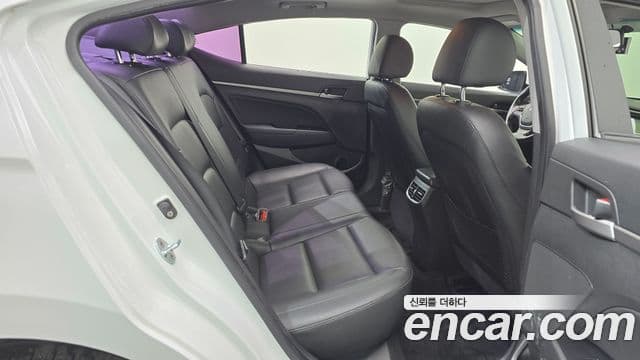 Hyundai Avante AD Special, 2016 12