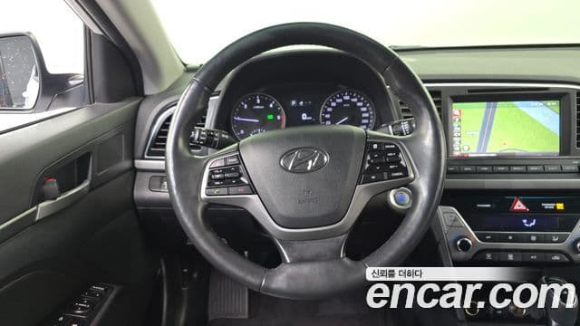 Hyundai Avante AD Special, 2016 13