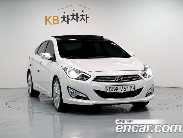 Hyundai i40 살룬 Premium, 2012 1