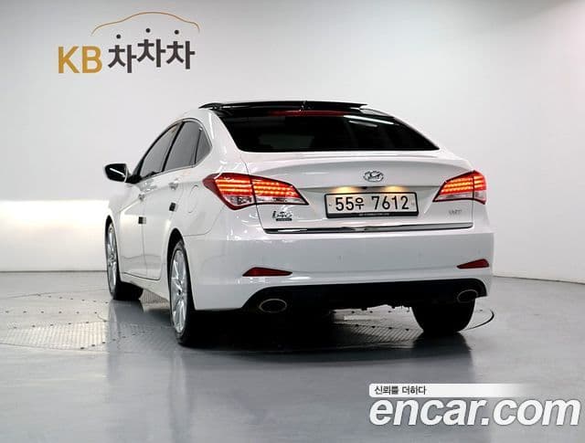 Hyundai i40 살룬 Premium, 2012 2