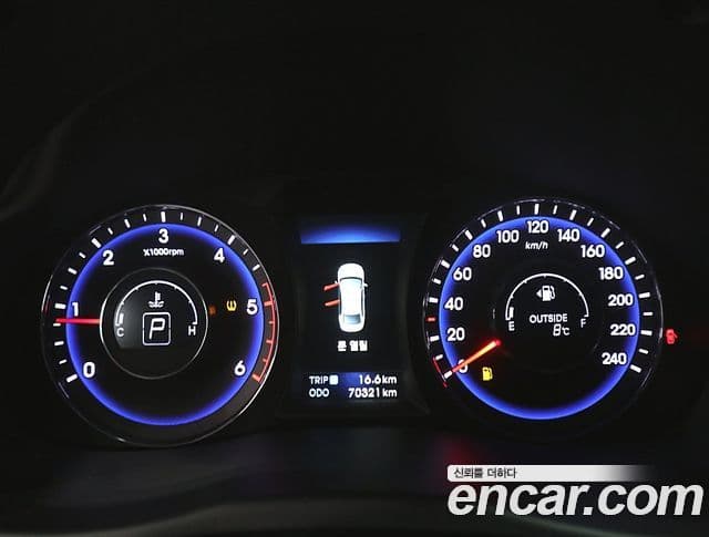 Hyundai i40 살룬 Premium, 2012 8