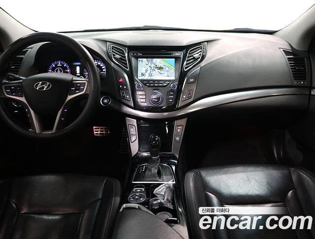 Hyundai i40 살룬 Premium, 2012 11