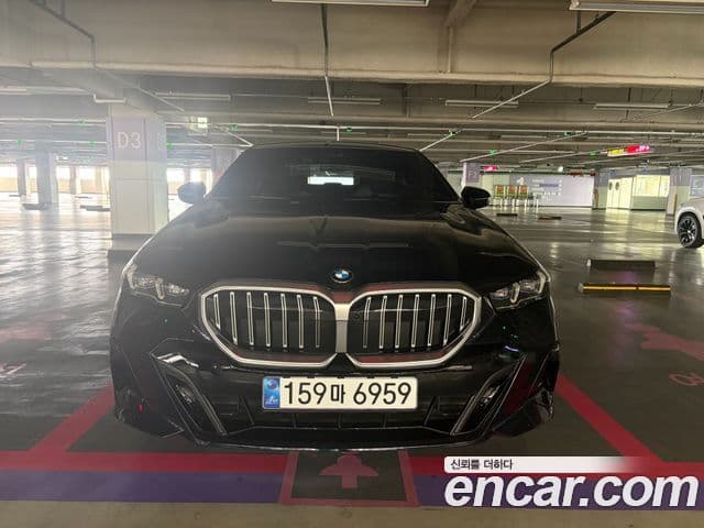 BMW 5시리즈 (G60) 523d M Sport, 2026 1