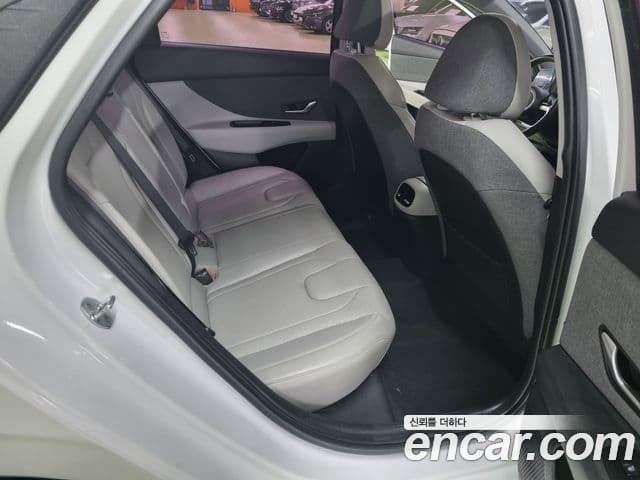 Hyundai Avante (CN7) Inspiration, 2021 11