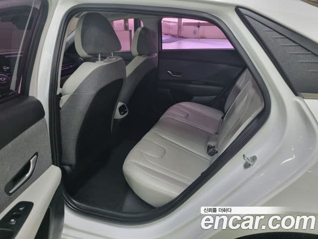 Hyundai Avante (CN7) Inspiration, 2021 12