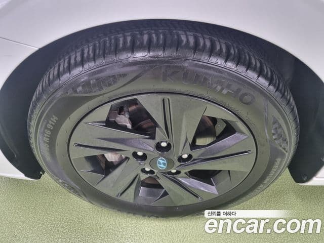 Hyundai Avante (CN7) Inspiration, 2021 20