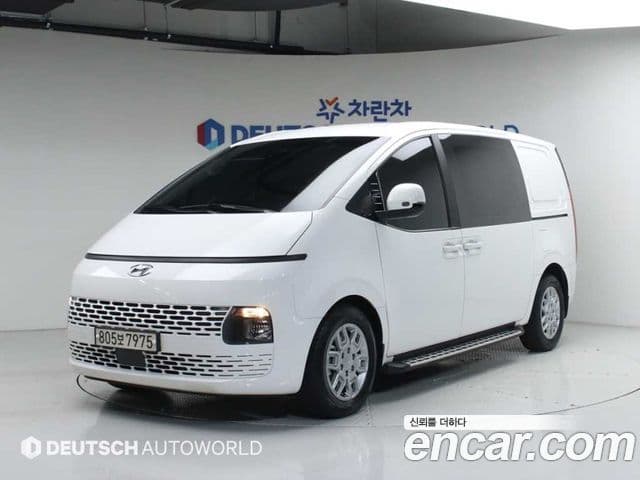 Hyundai Staria Modern, 2022 1