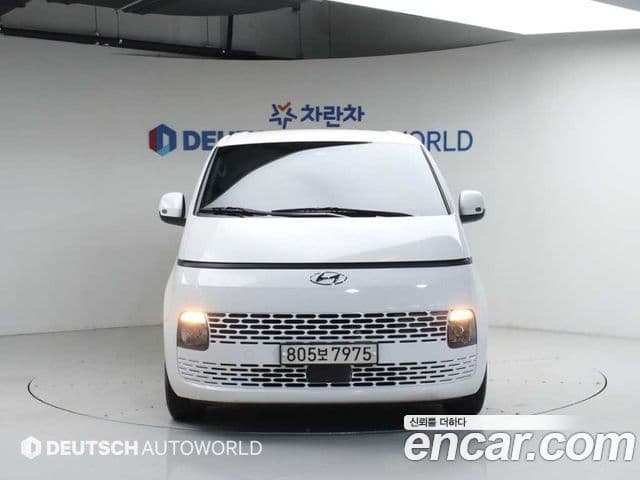 Hyundai Staria Modern, 2022 3