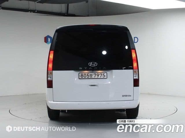 Hyundai Staria Modern, 2022 4