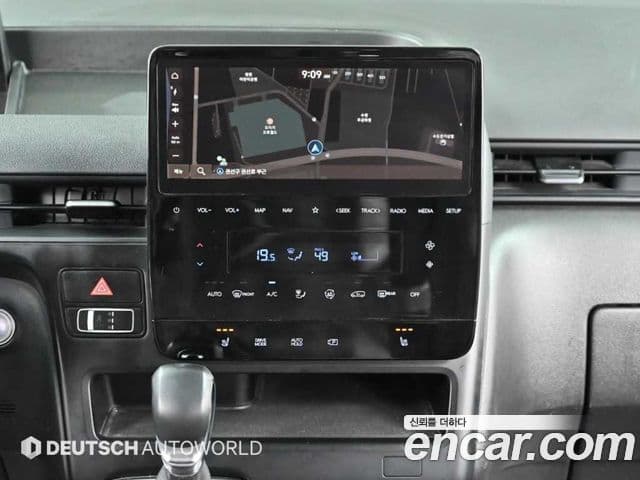 Hyundai Staria Modern, 2022 14